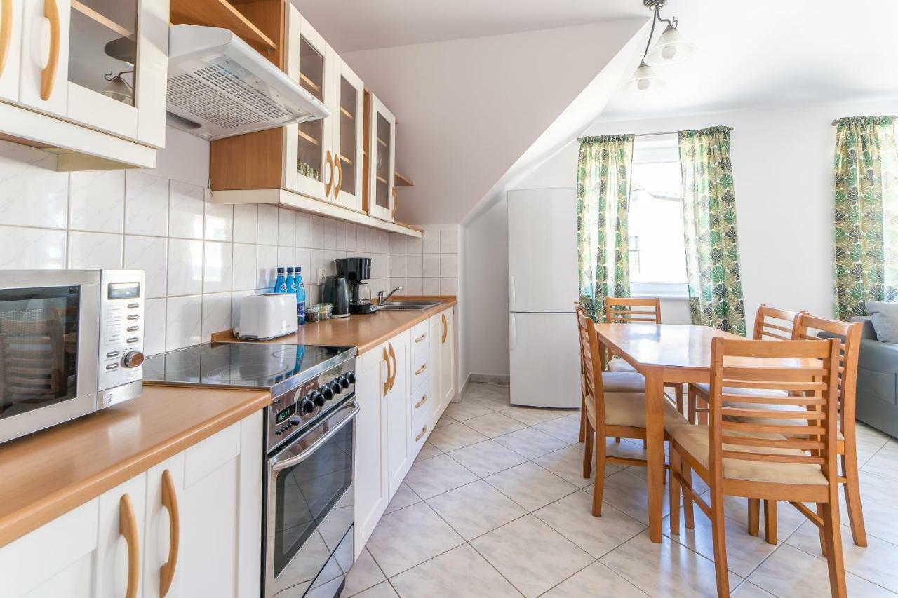 3-Bedroom Apartment Plac Neptuna By Noclegi Renters Miedzyzdroje Εξωτερικό φωτογραφία